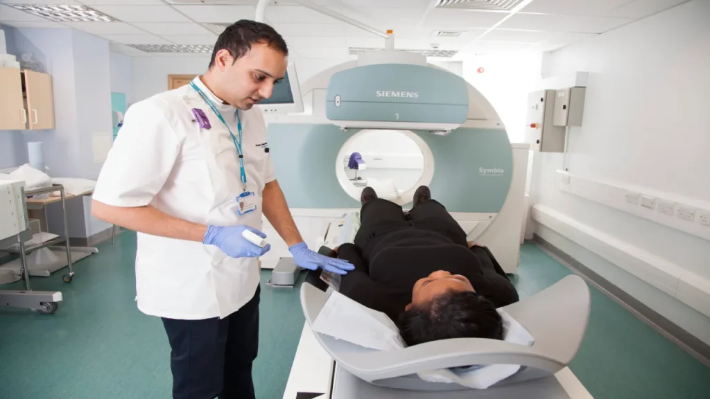اسکن هسته ای تفاوت اسکن هستهای با سیتیاسکن و MRI